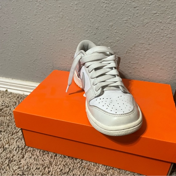 Nike Dunk Low Sneakers Kids 4.5 - Picture 5 of 11